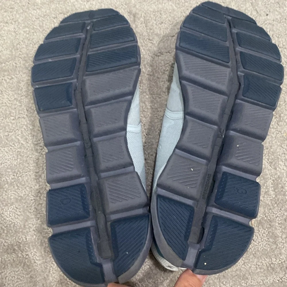 NWOT On Cloud Mens Running Light Gray Cloud X Athletic Shoes - Picture 5 of 5